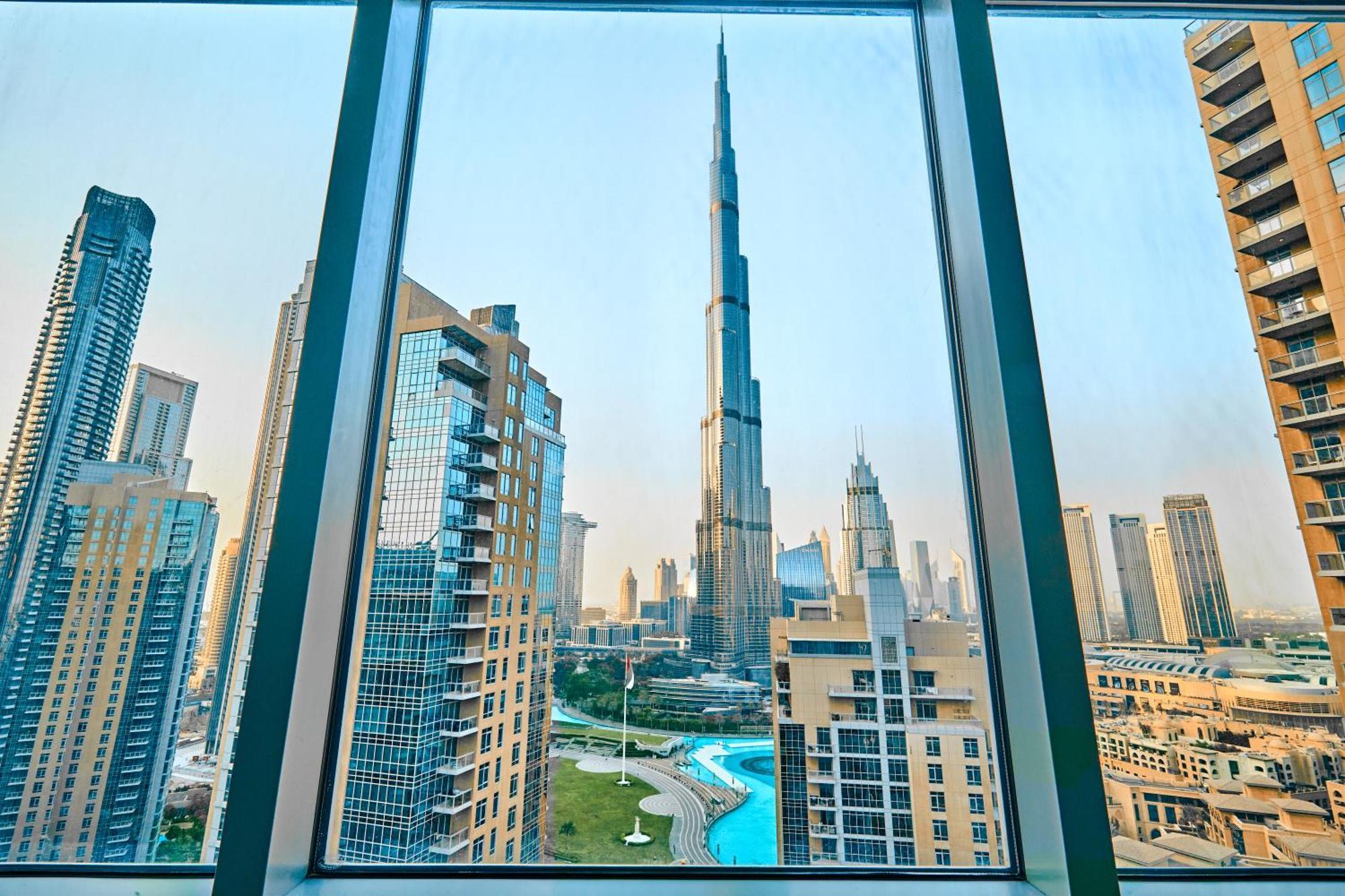 Burj Khalifa Front View & Fountain View Island Paradise 2Br Luxury Apartment Burj Residences Golden Homes ドバイ エクステリア 写真